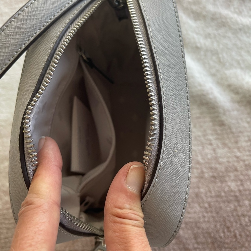 Kate Spade Purse - Picture 5 of 5